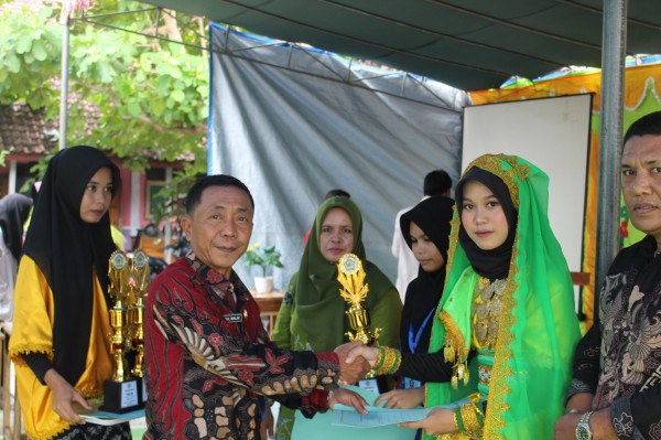 Kegiatan Expo Gelar Karya Projek Pengutan Profil Pelajar Pancasila (P5) Kurikulum Merdeka